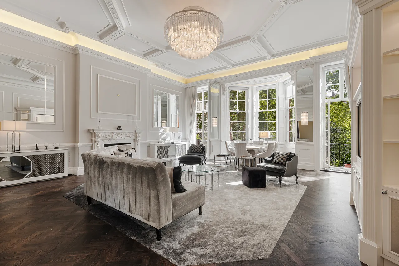 2 bed flat to rent — Cadogan Square, Knightsbridge, London