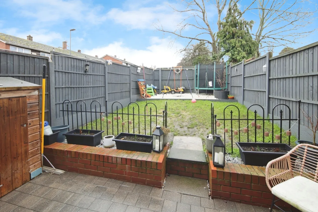 Lawnsdale Close, Coleshill, B46, photo 4