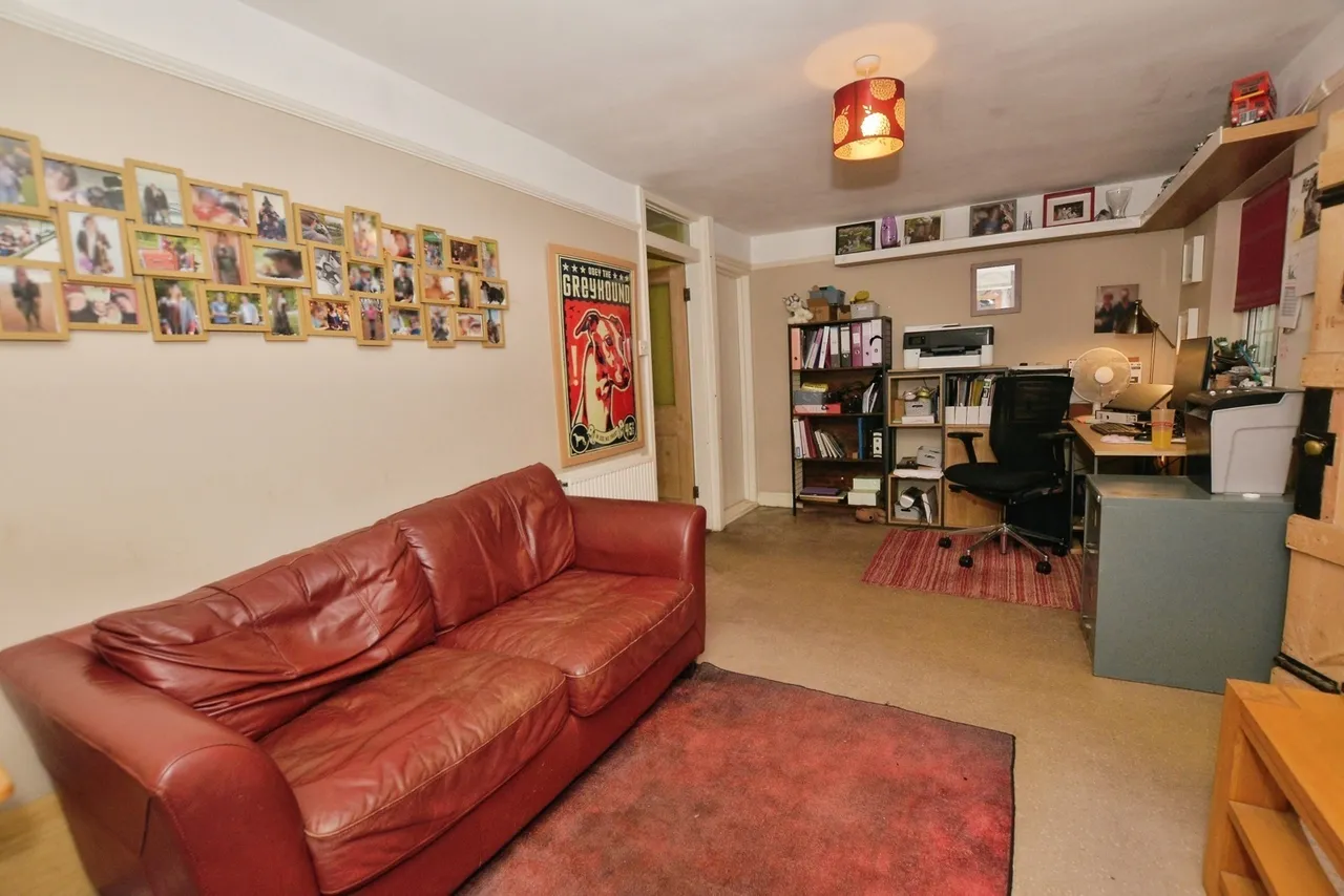 Kingsnorth Road, Ashford, TN23, photo 5