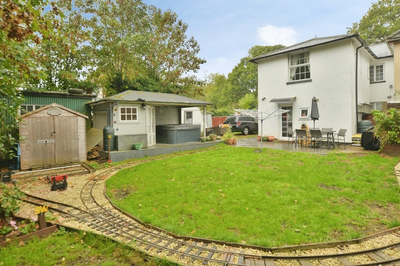 Kingsnorth Road, Ashford, TN23, photo 17