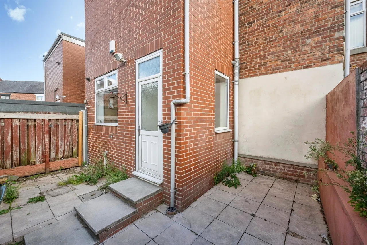 Doncaster Road, Mexborough, photo 4