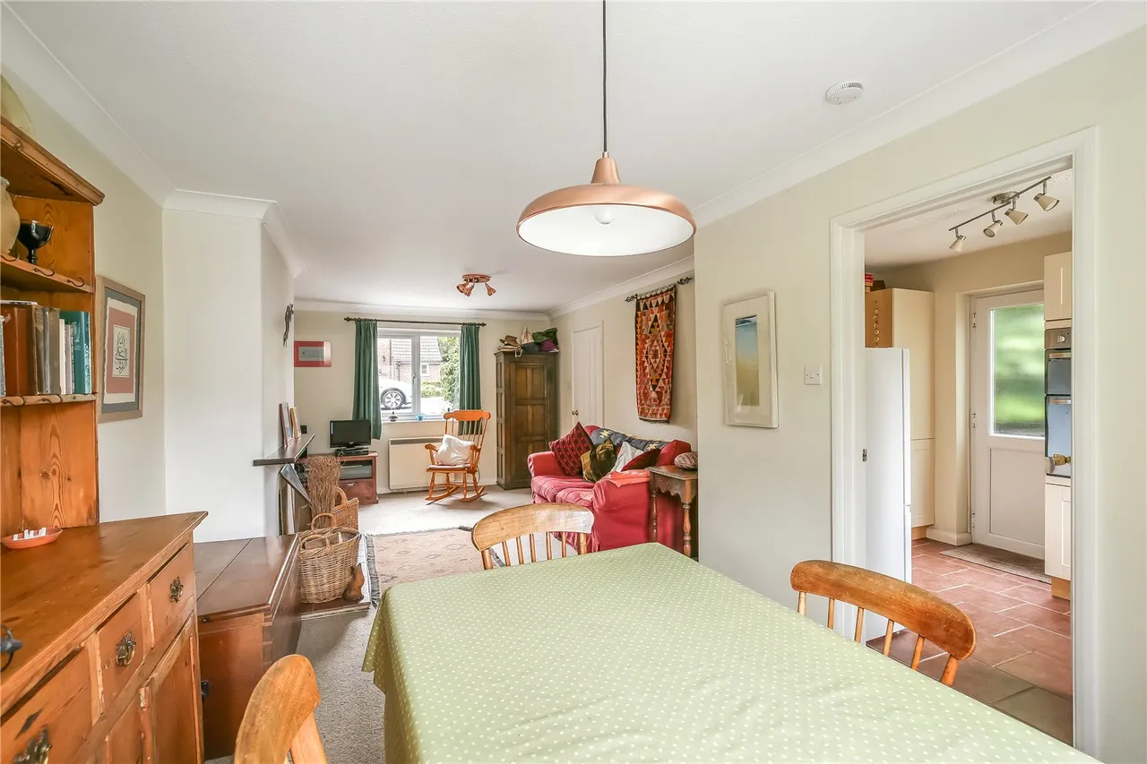 Elm Close, Pitton, Salisbury, Wiltshire, SP5 1EU, photo 5