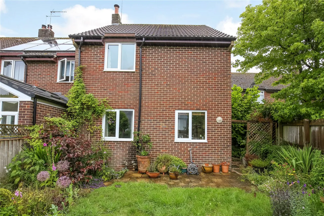 Elm Close, Pitton, Salisbury, Wiltshire, SP5 1EU, photo 13