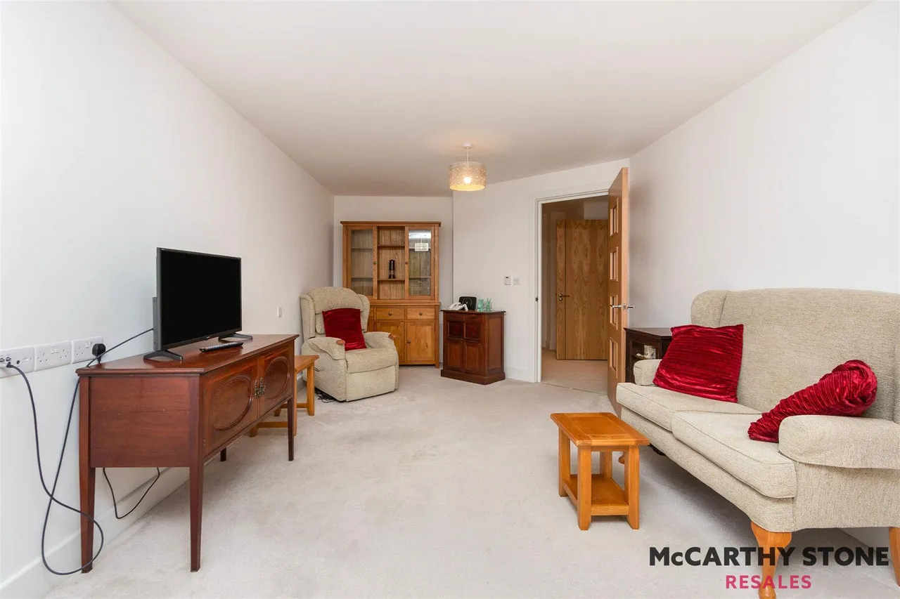 Fleet Road, Fleet, GU51, photo 9