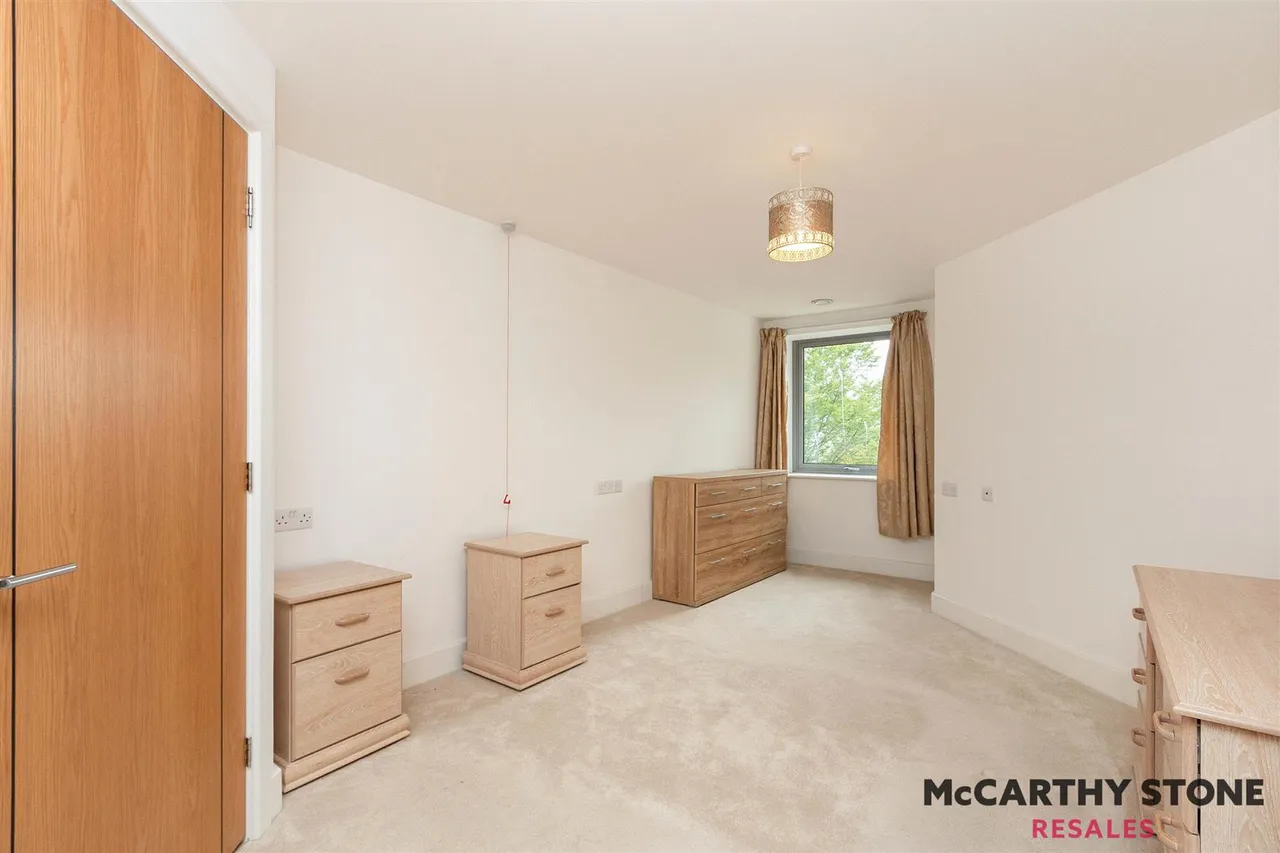 Fleet Road, Fleet, GU51, photo 10