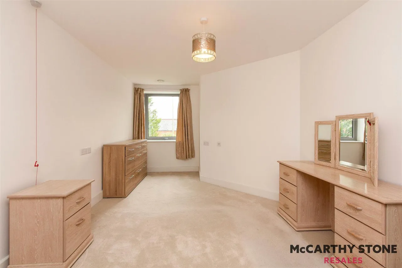 Fleet Road, Fleet, GU51, photo 11