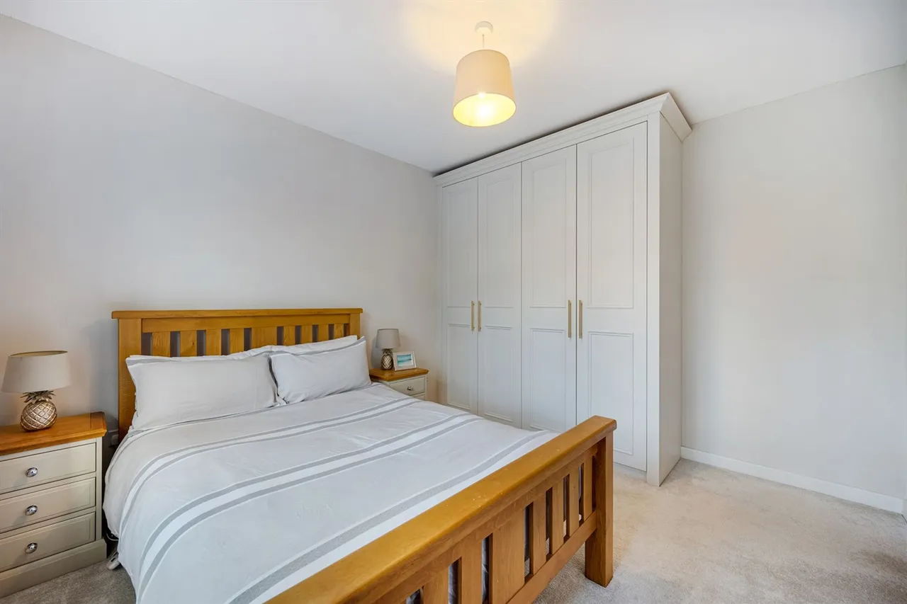 Deanway, Wilmslow, photo 12
