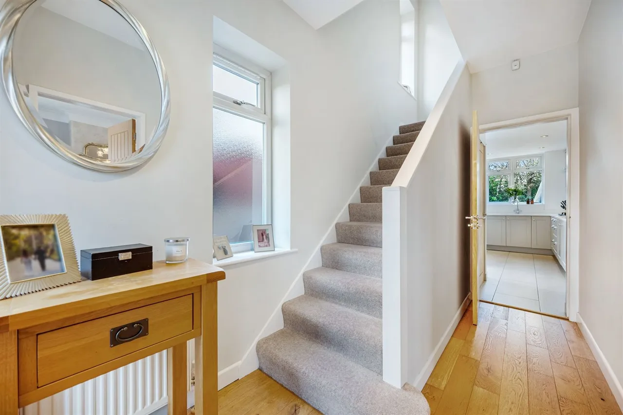 Deanway, Wilmslow, photo 19