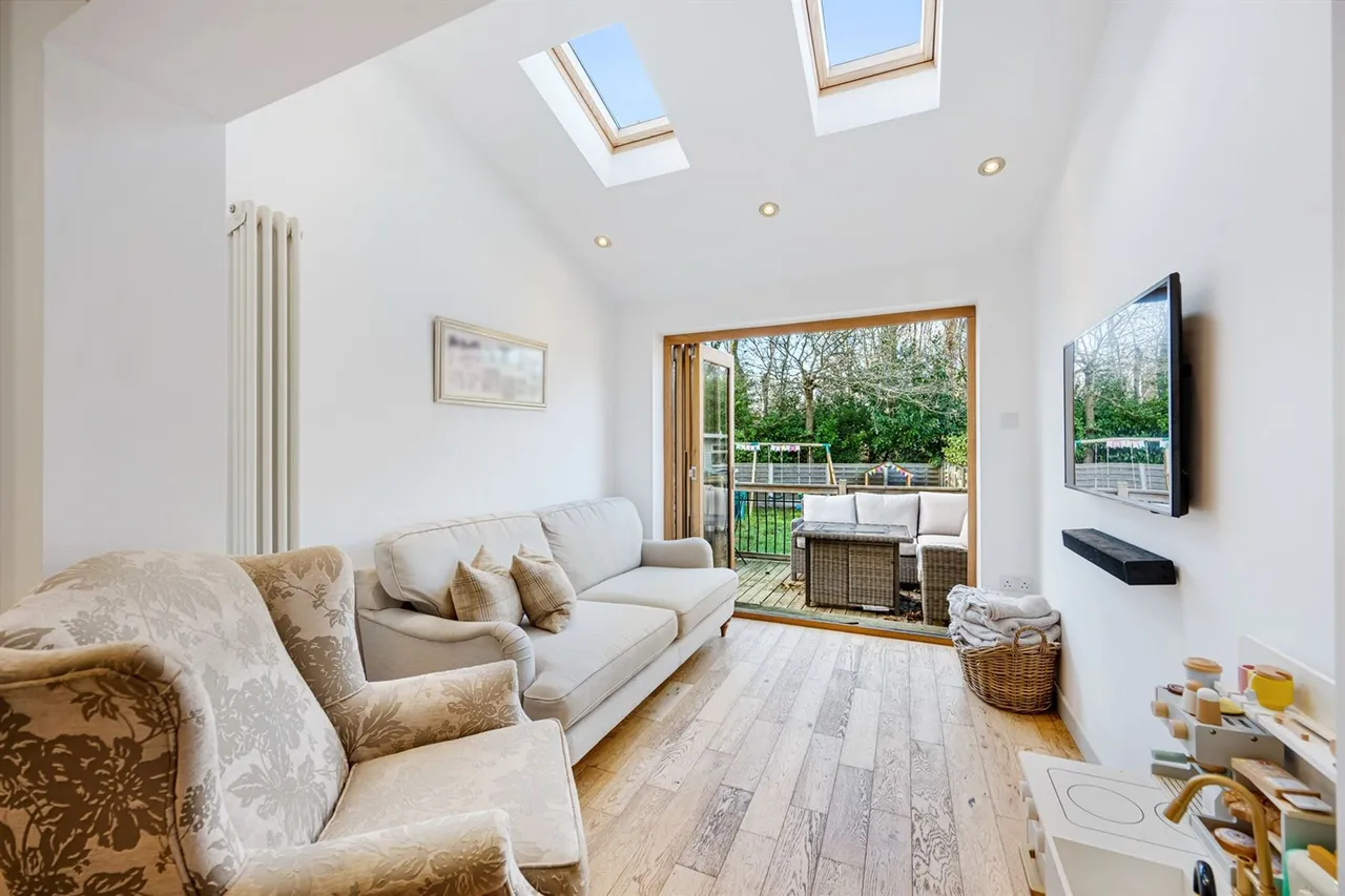 Deanway, Wilmslow, photo 5