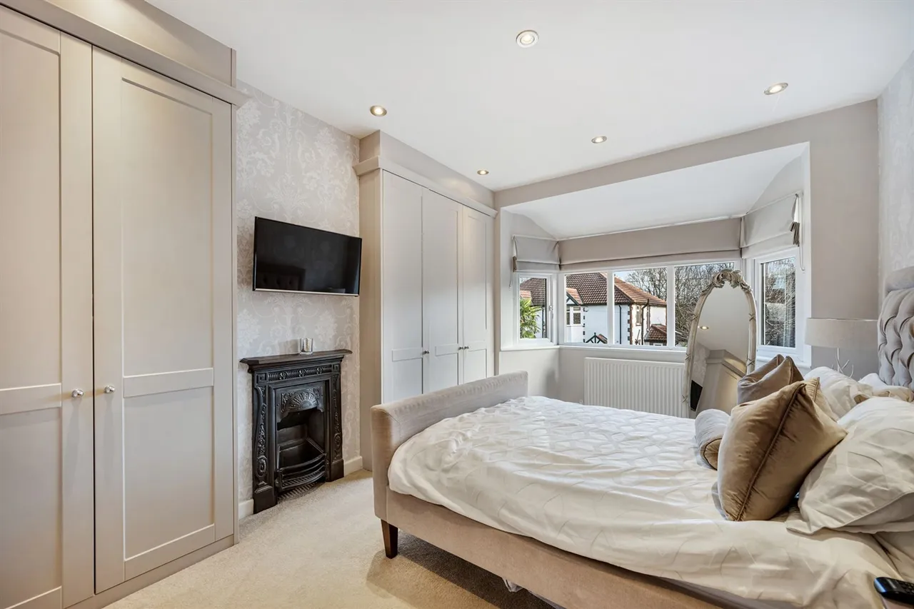 Deanway, Wilmslow, photo 11