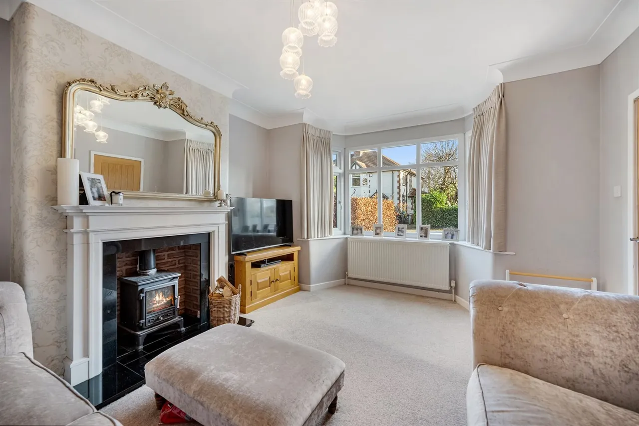 Deanway, Wilmslow, photo 2