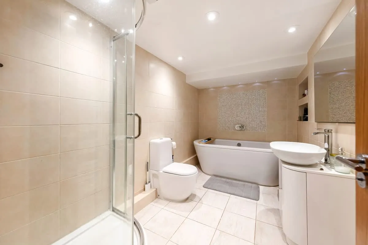 Merchant Court, Wapping, E1W, photo 9