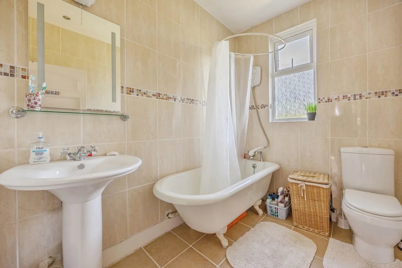 Dalmeny Avenue, London, SW16, photo 15