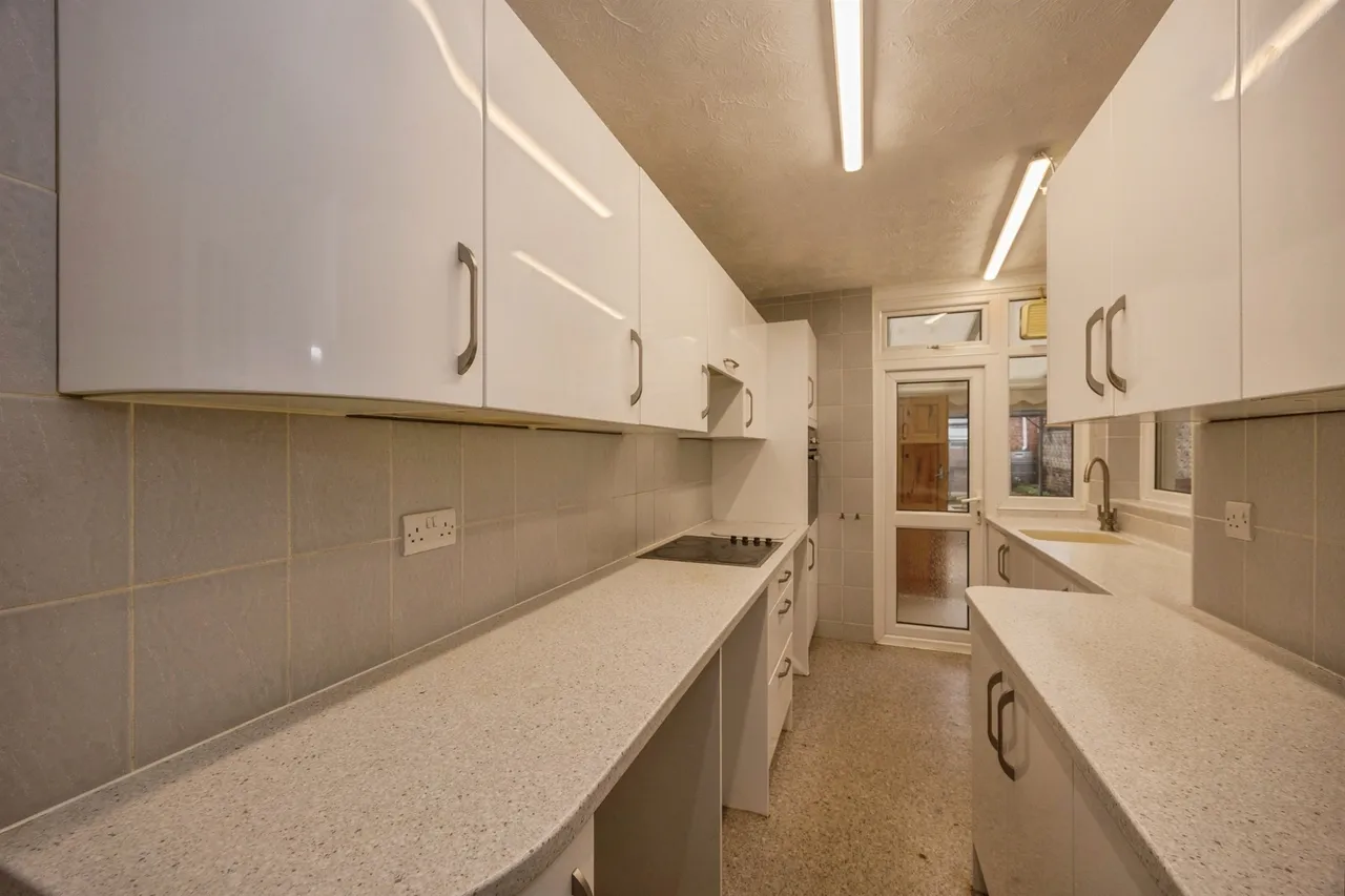 Magdalen Road, Portsmouth, PO2, photo 7
