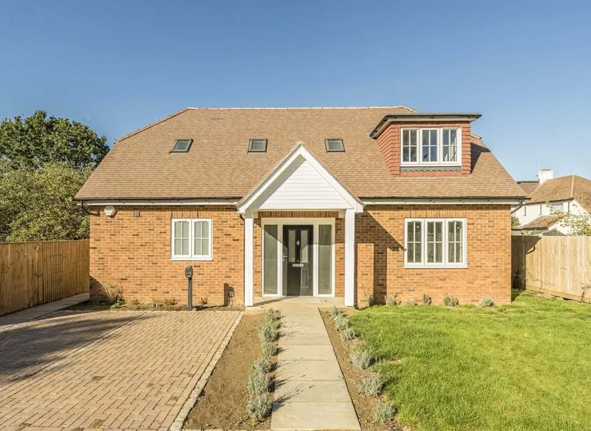 property for sale, Orchard Road, Chessington, KT9
