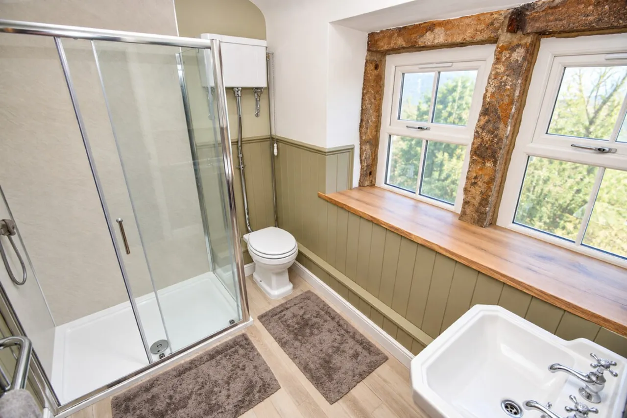 Oakworth, Keighley, BD22, photo 15