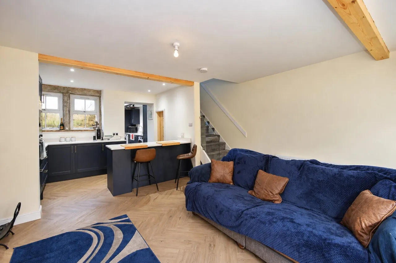 Oakworth, Keighley, BD22, photo 7
