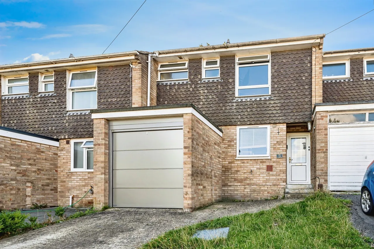 3 bed house for sale, Conifer Rise, High Wycombe, HP12