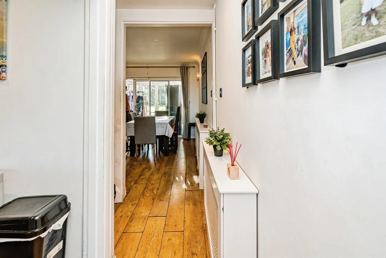 Conifer Rise, High Wycombe, HP12, photo 7