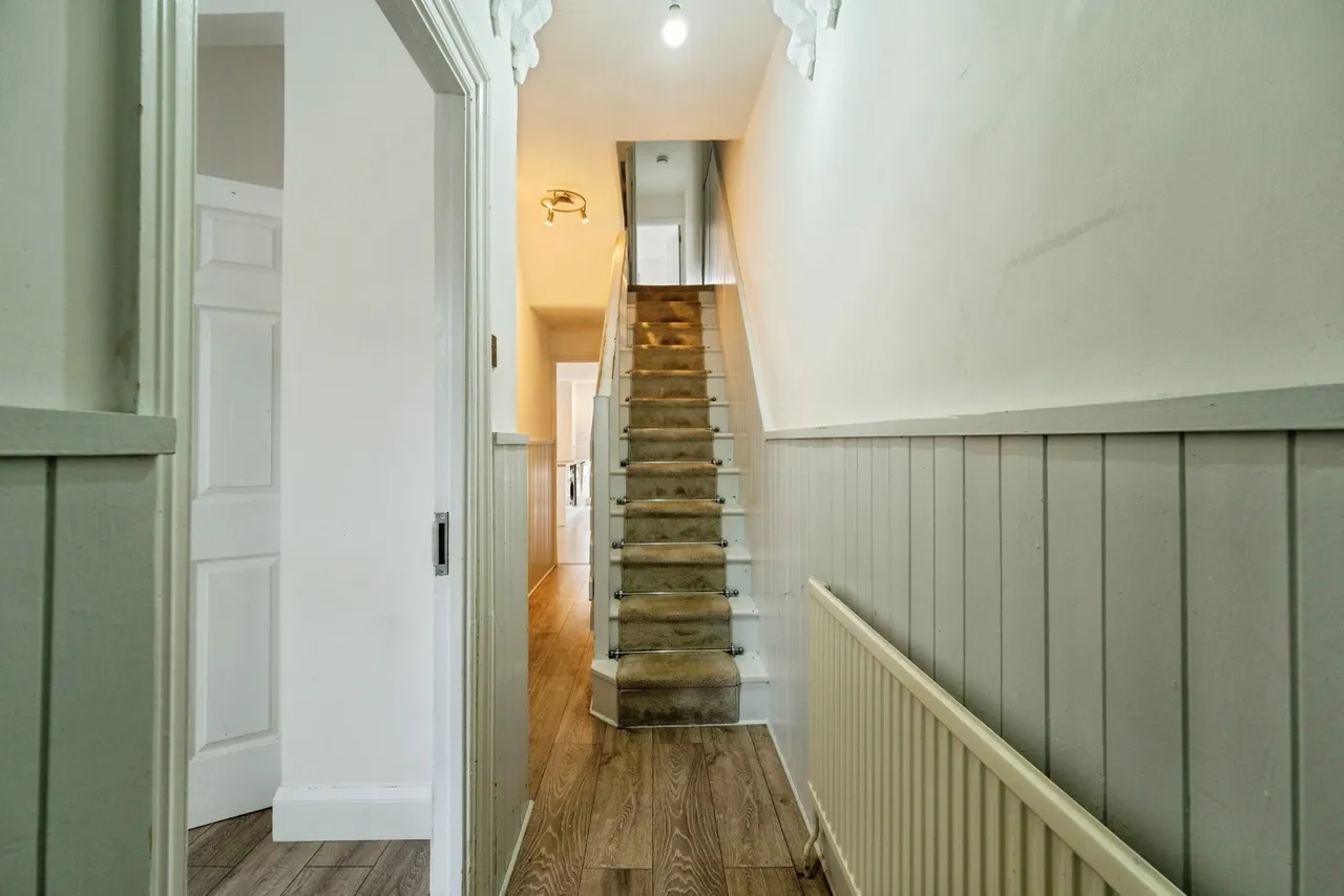 Grange Park Road, Leyton, E10, photo 6