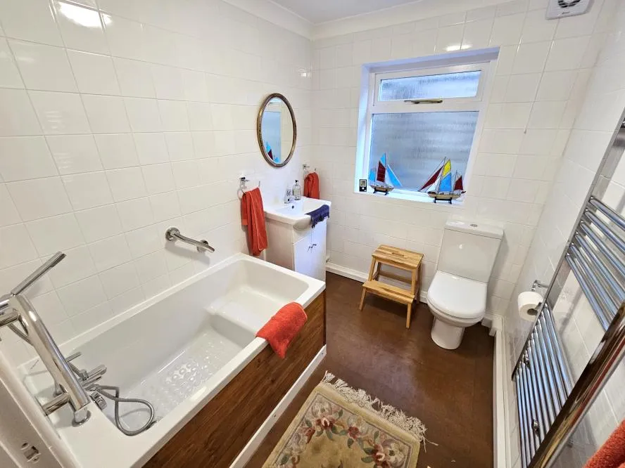 Quarry Close, Colehill, BH21, photo 12