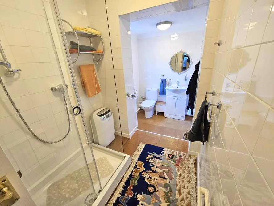 Quarry Close, Colehill, BH21, photo 11