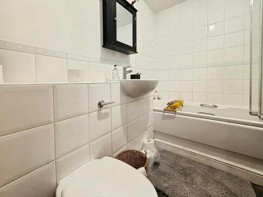 Kelvin Gate, Bracknell, RG12, photo 8