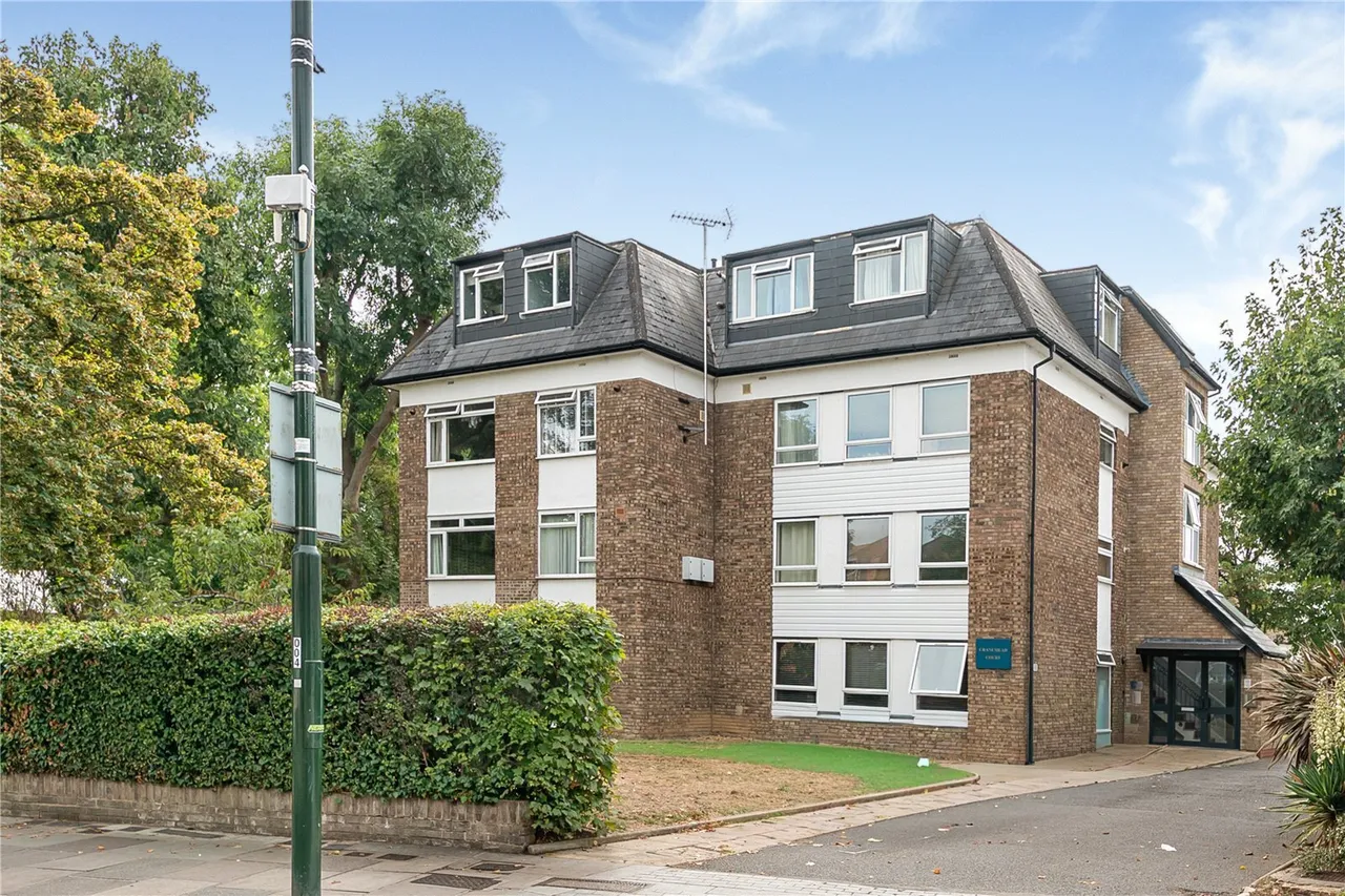 1 bed flat for sale, Whitton Road, Twickenham, TW1