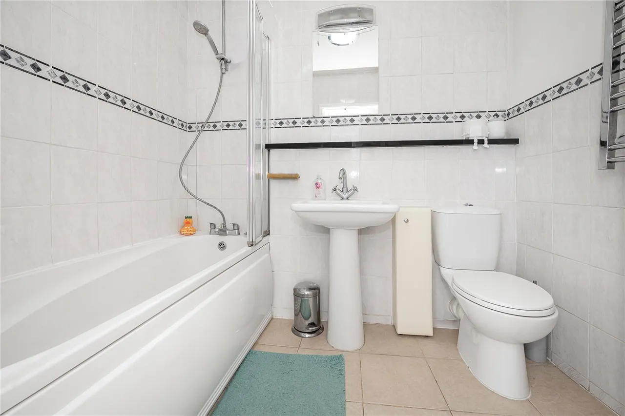Whitton Road, Twickenham, TW1, photo 6