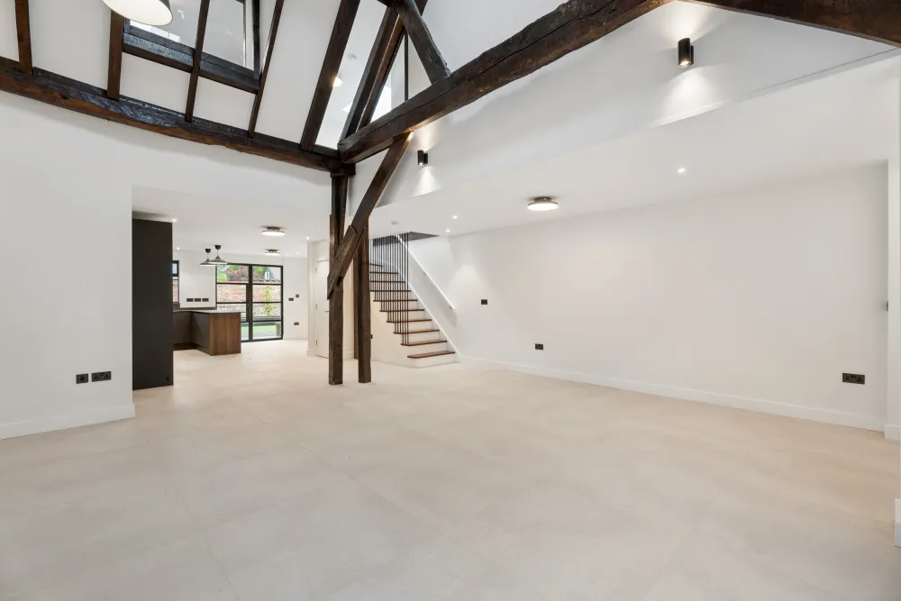 3 bed barn conversion for sale — Waterside, Chesham, HP5