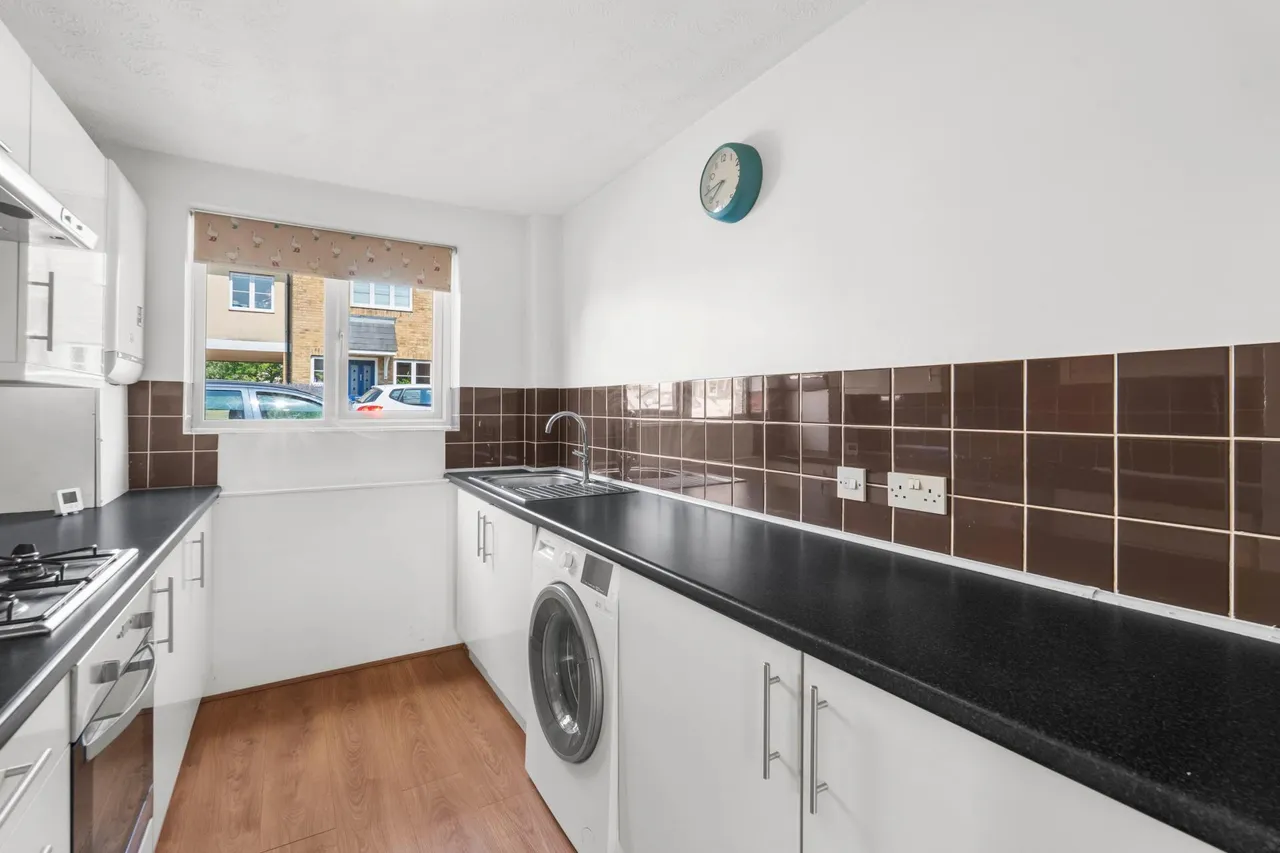 Winch Close, Codicote, SG4, photo 2