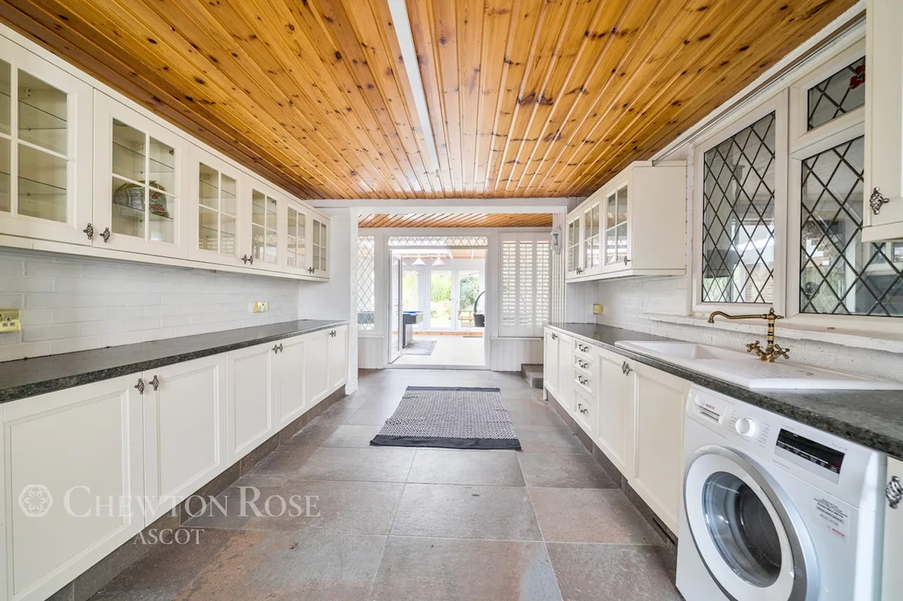 Goaters Road, Ascot, photo 19