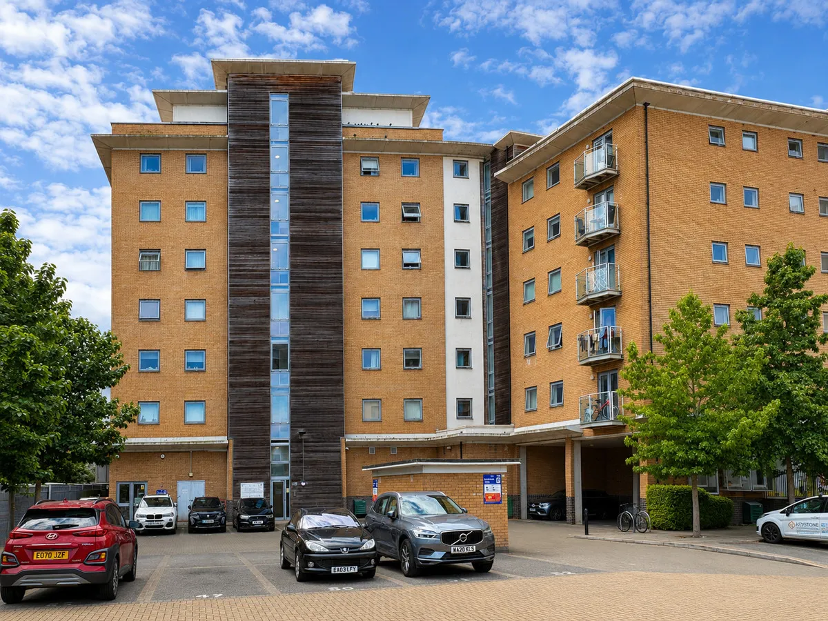 2 bed flat for sale — Caelum Drive, Colchester, CO2 8FN