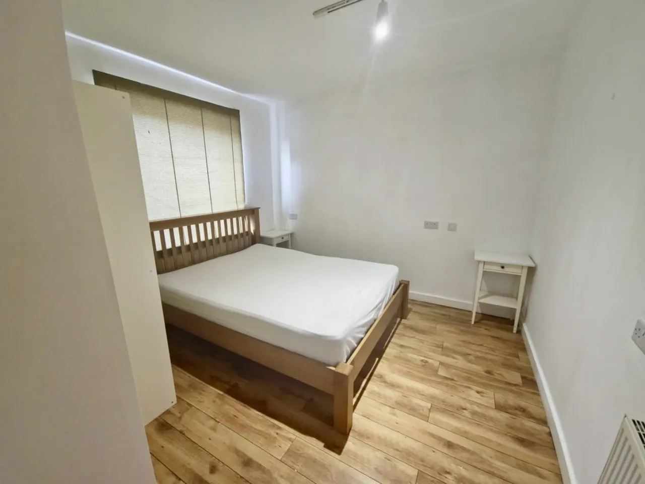 Fox Hill Crescent, Sheffield, photo 5