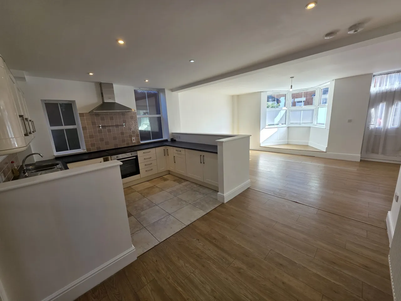 Yeovil, BA20, photo 4