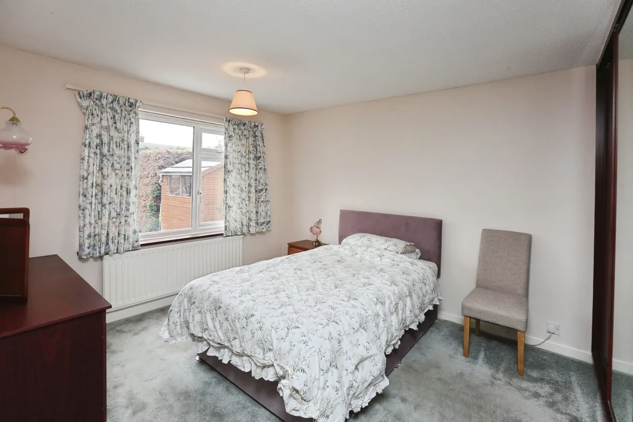 Malcolm Close, Locks Heath, SO31, photo 12