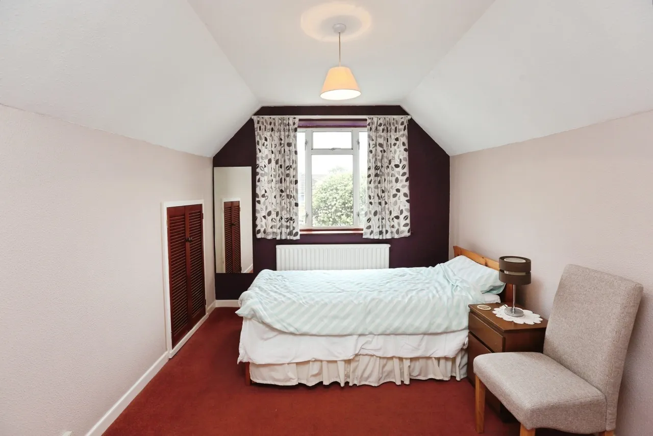 Malcolm Close, Locks Heath, SO31, photo 13