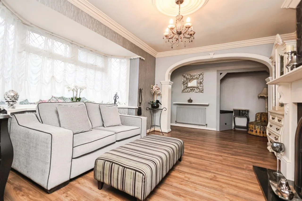 The Glade, Birmingham, B26, photo 6