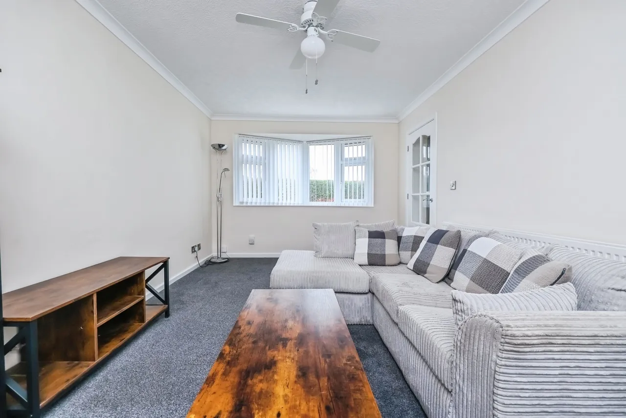 Field Avenue, Hucknall, Nottingham, Nottinghamshire, NG15, photo 7