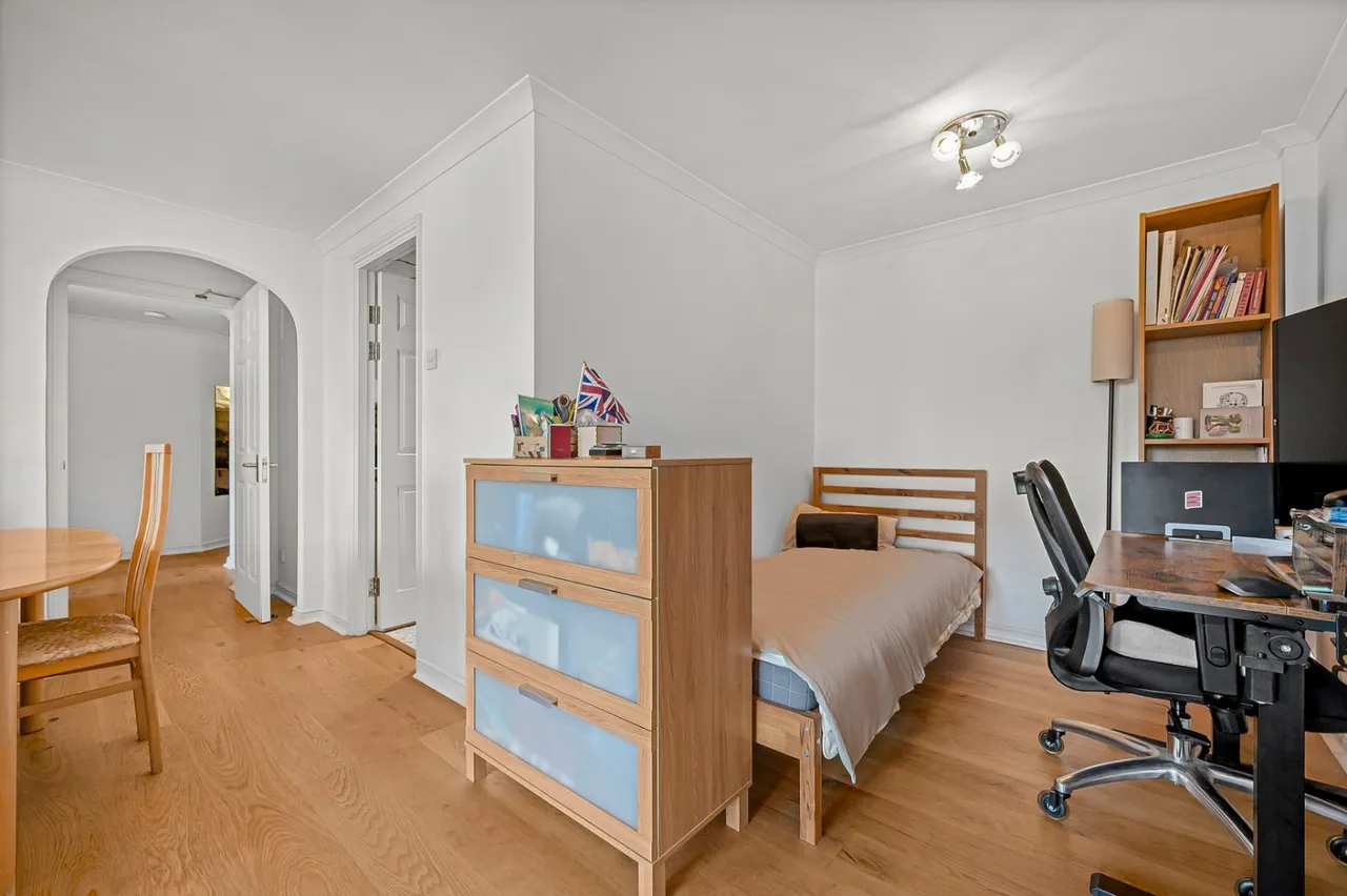 Meridian Place, London, E14, photo 12