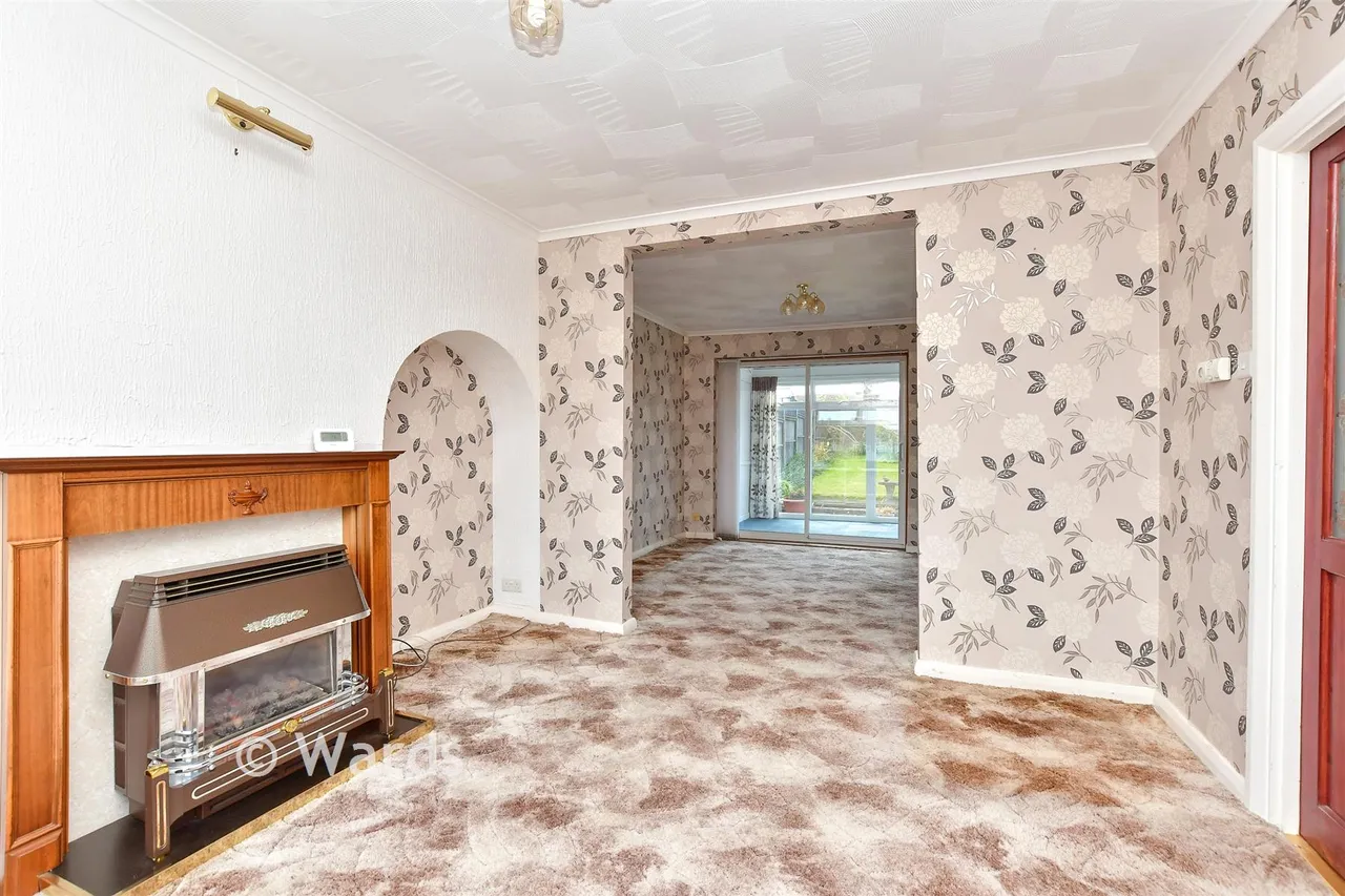 Uplands Way, Minster-On-Sea, ME12, photo 3