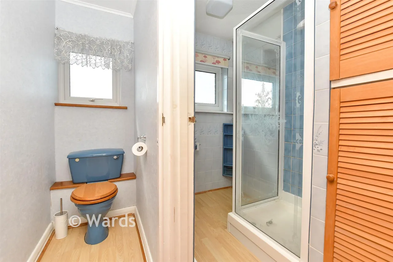 Uplands Way, Minster-On-Sea, ME12, photo 11
