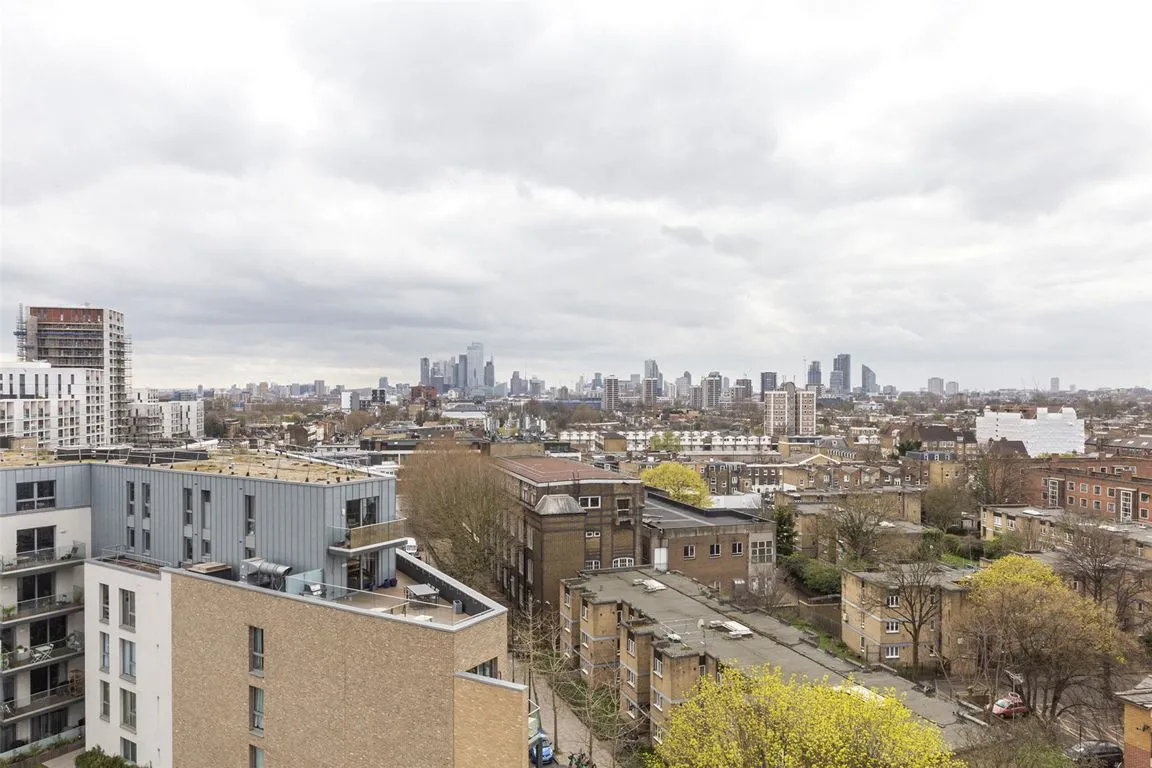 Kingsland High Street, London, photo 15