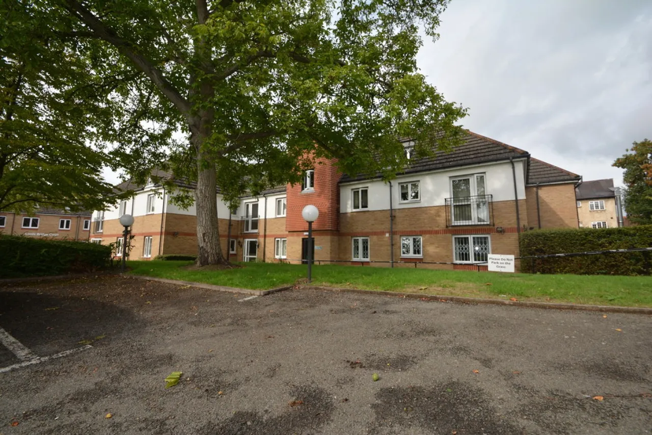 Mervyn Road, photo 10