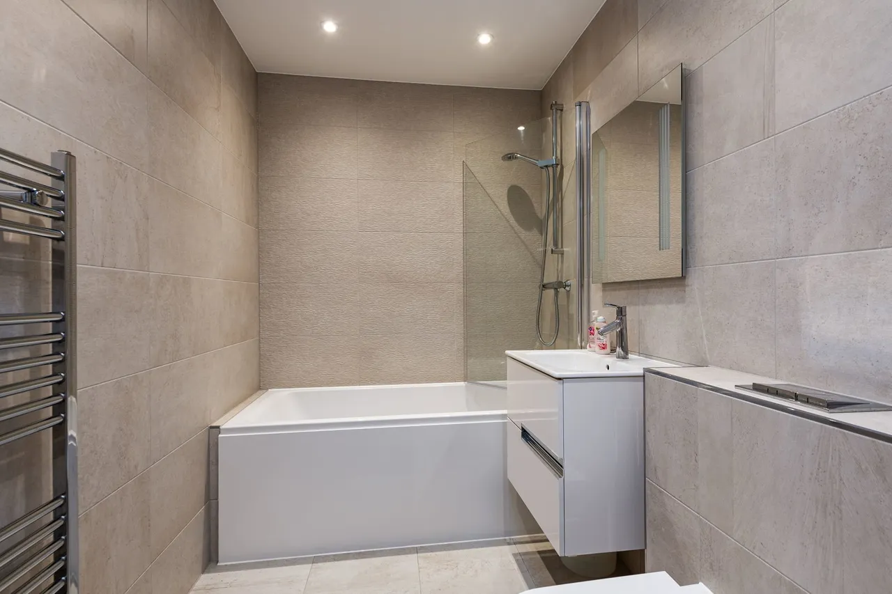 Churchfields, Harrietsham, photo 10