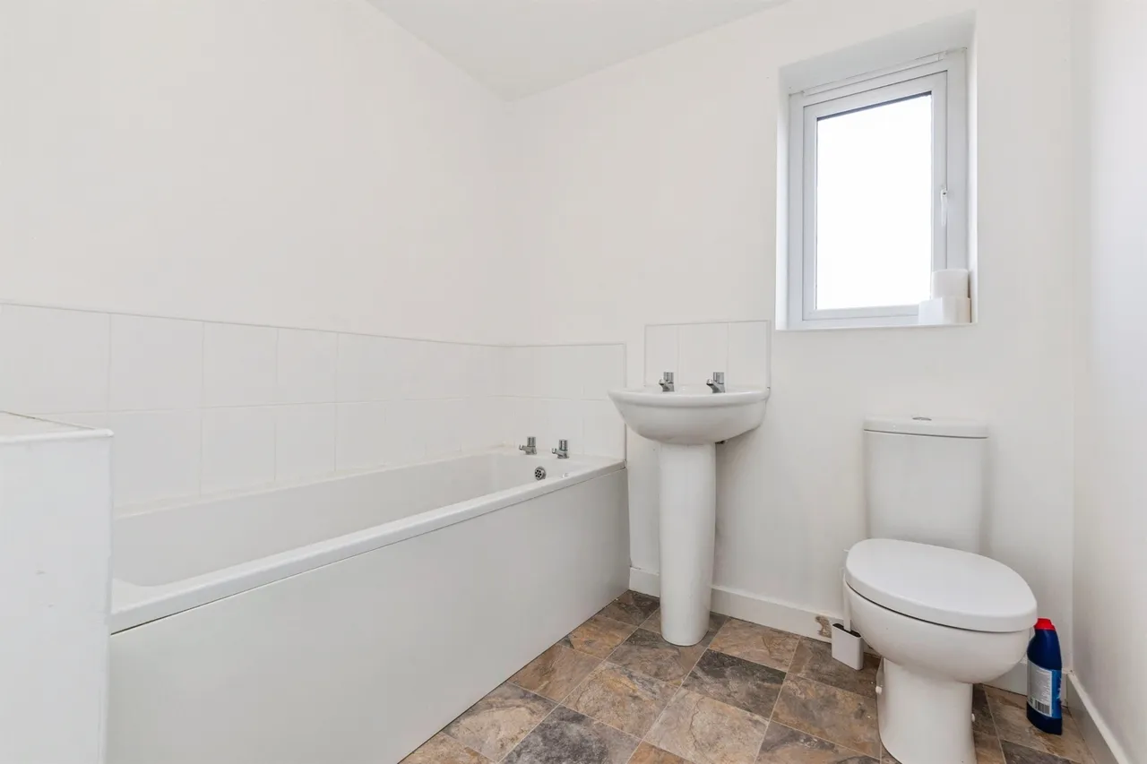 Avro Gardens, Hartlepool, TS25, photo 15