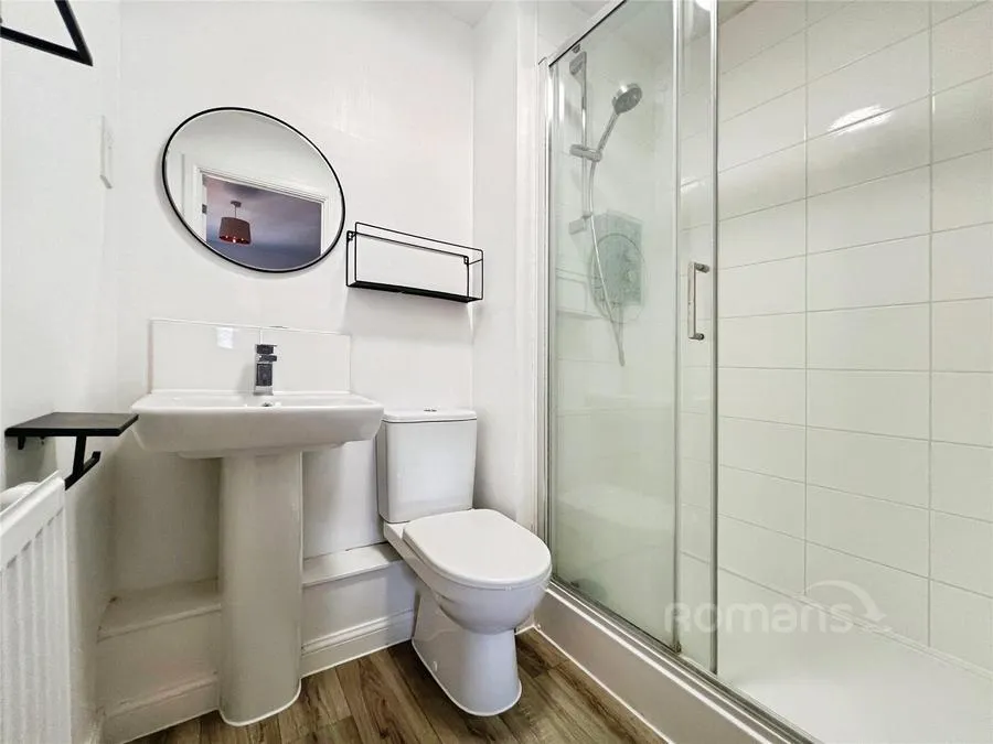 Charteris Close, Wellesley, GU11, photo 10