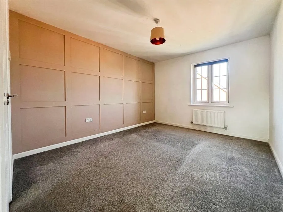Charteris Close, Wellesley, GU11, photo 3