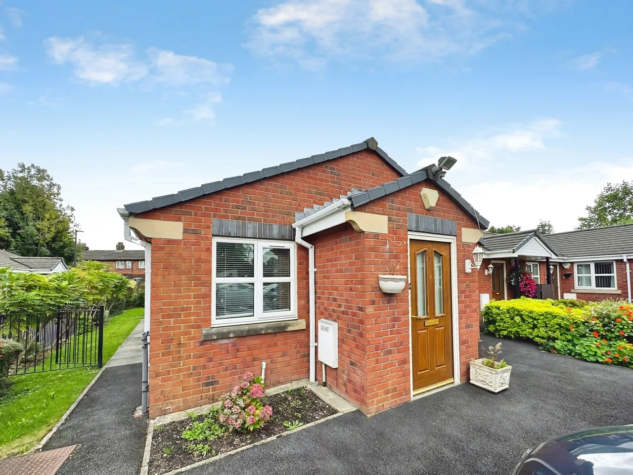 Dahlia Close, Burnage, M19, photo 11