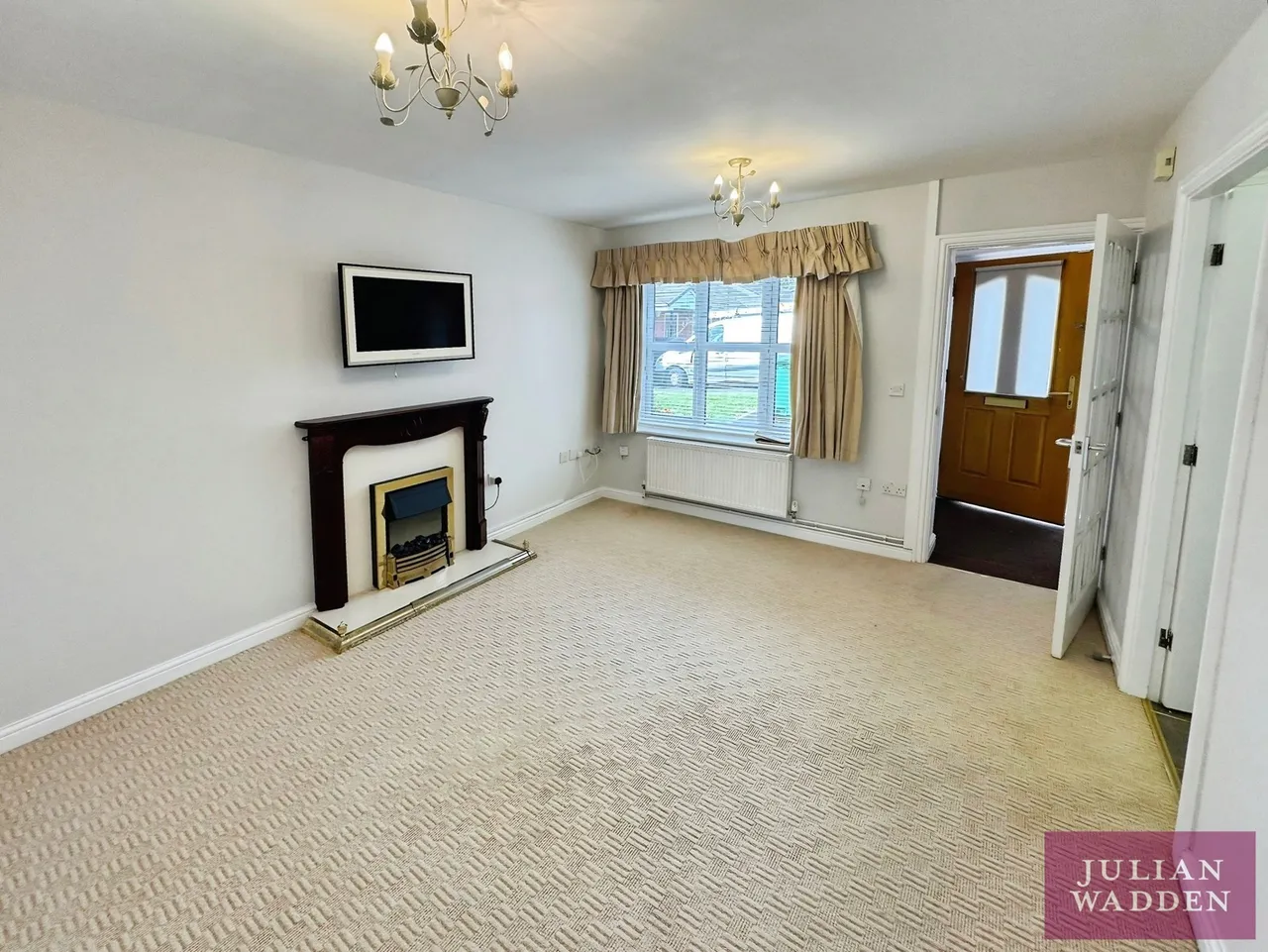 Dahlia Close, Burnage, M19, photo 2